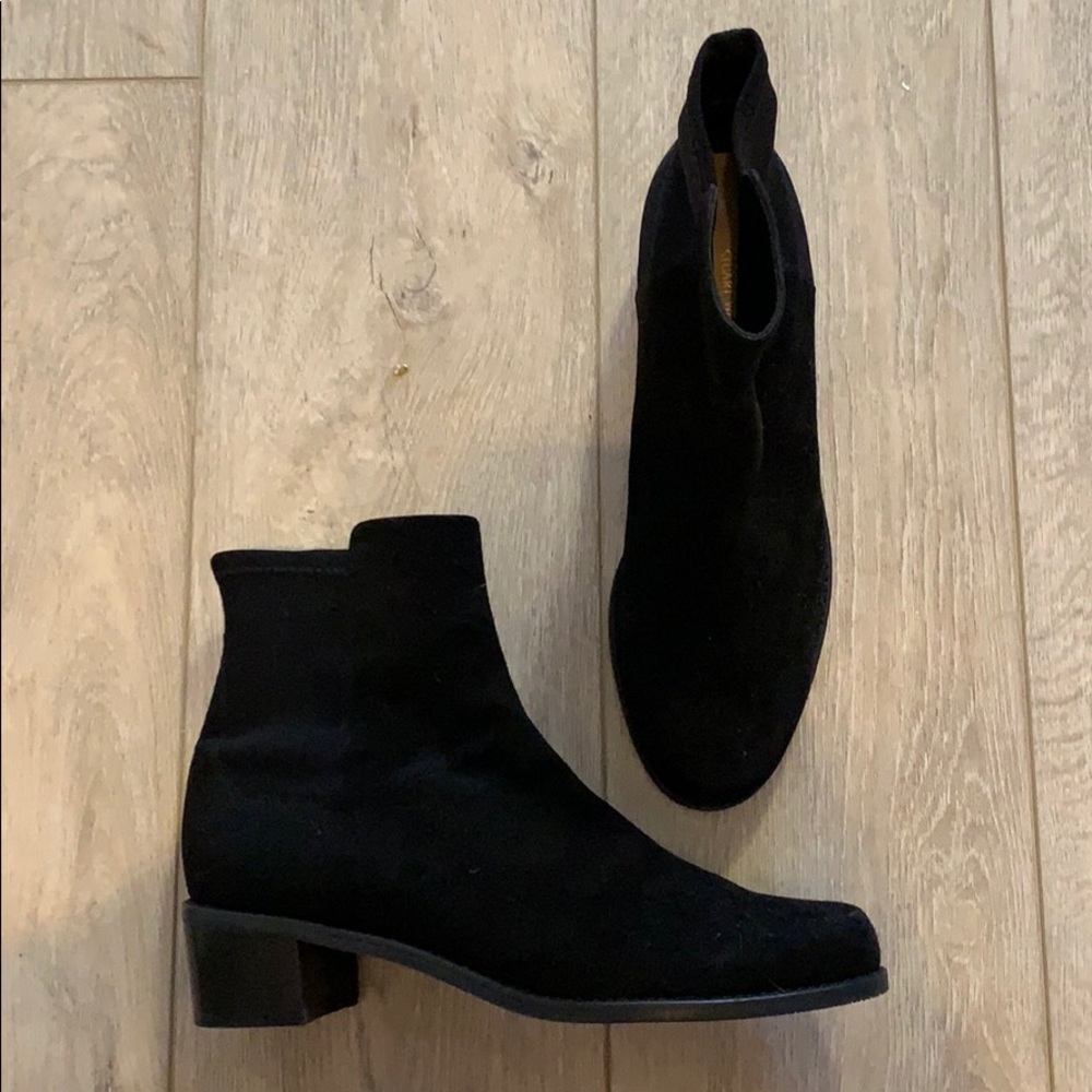 Stuart Weitzman EASYON RESERVE BOOTIE, NEW, Size 9